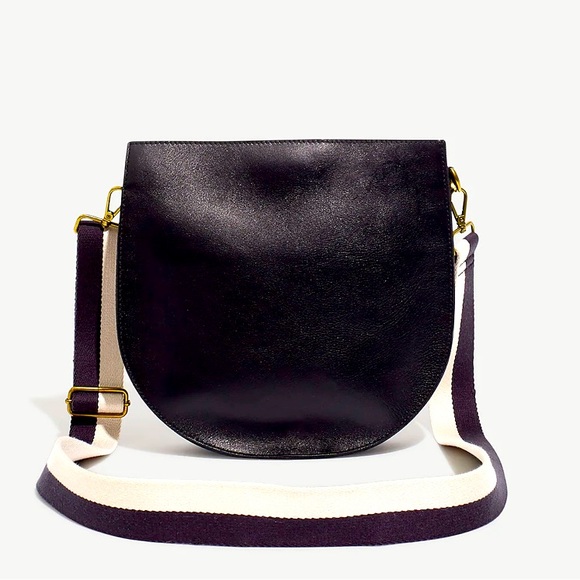 Madewell Handbags - Madewell Transport Saddlebag black leather gently used